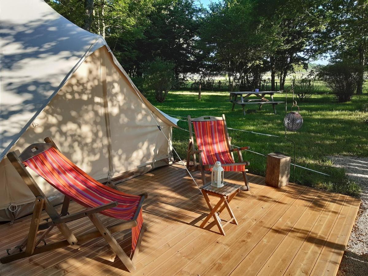 Camping Etang Du Camp Senergues Екстериор снимка
