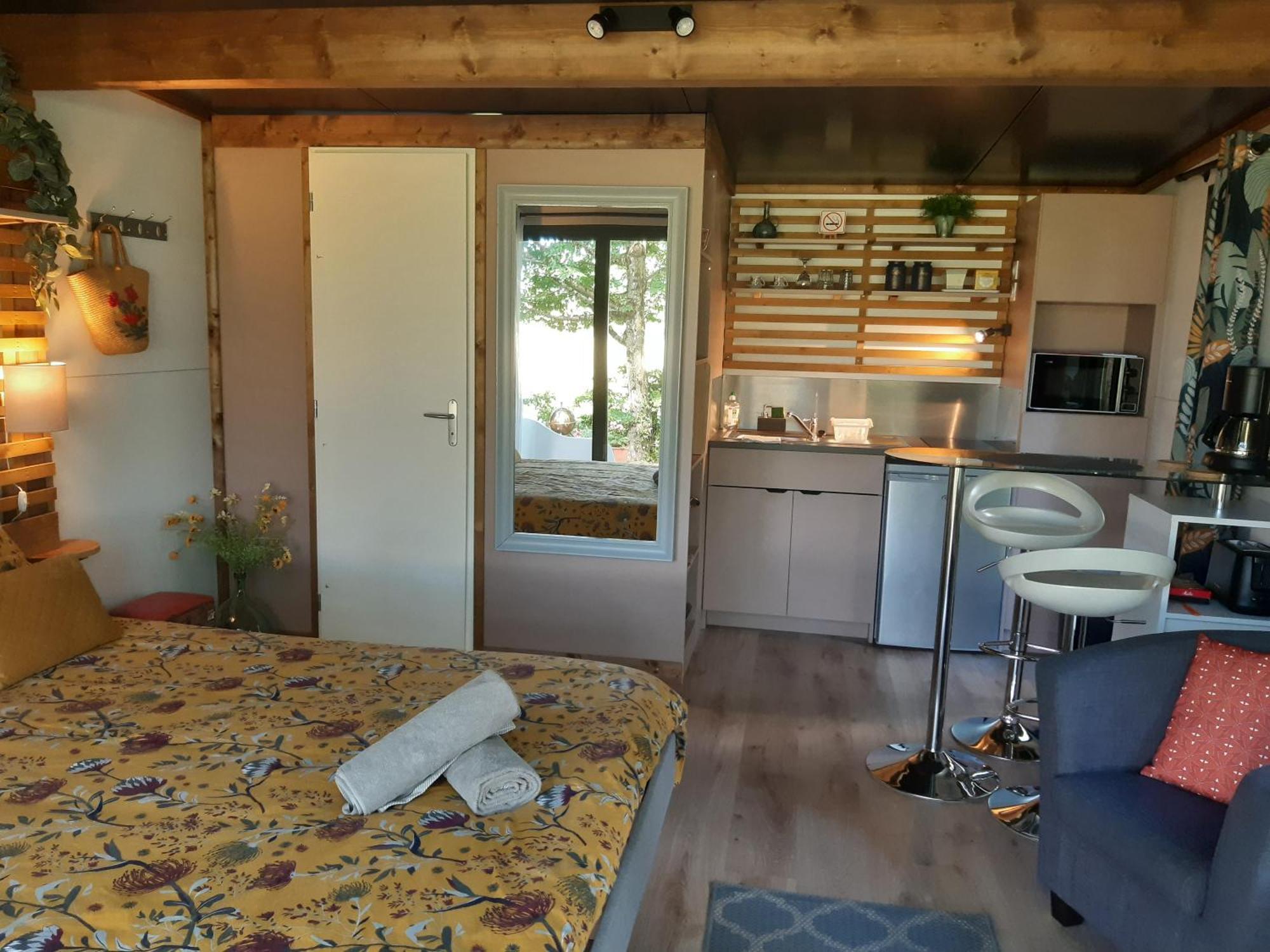 Camping Etang Du Camp Senergues Екстериор снимка